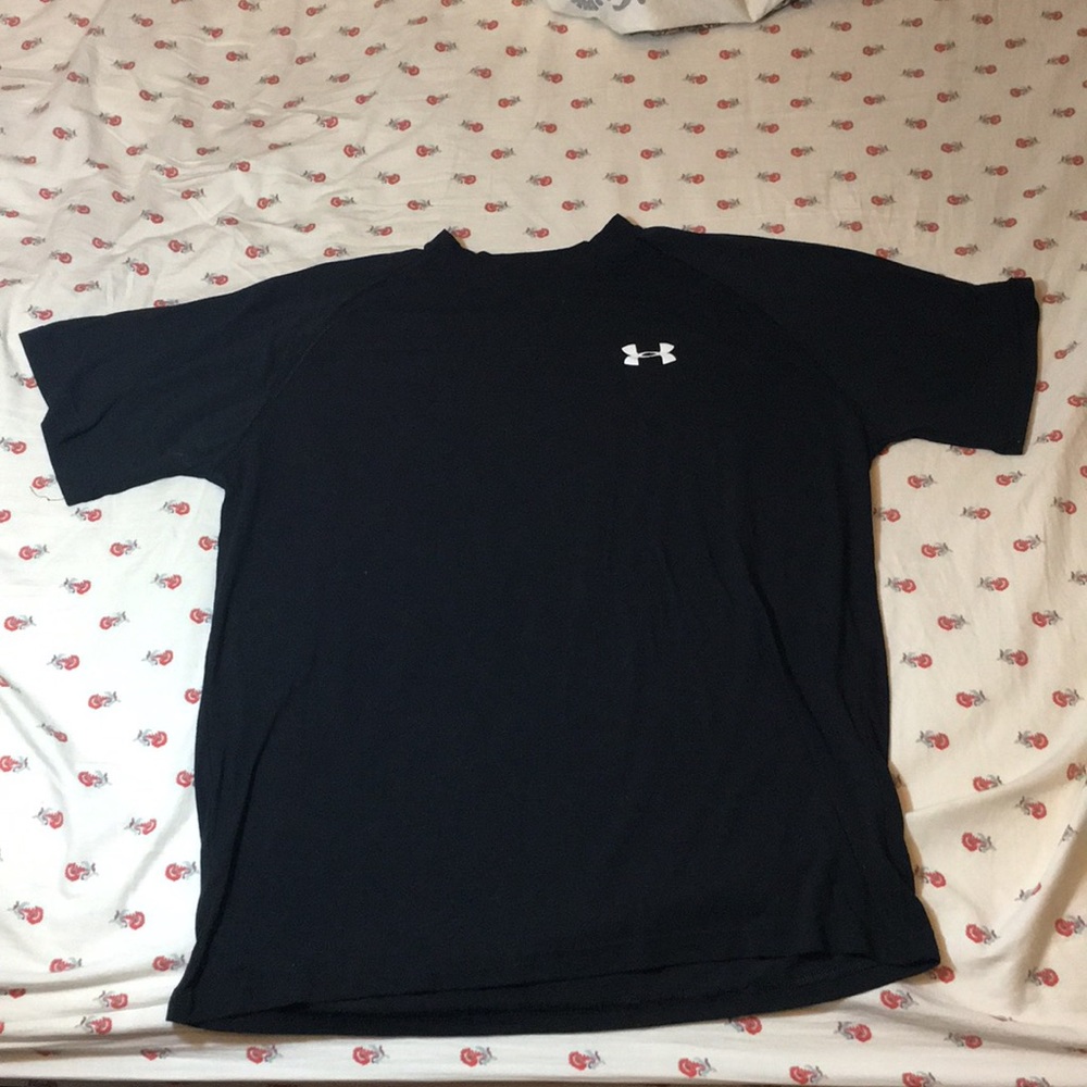 Unisex Under Amour work out shirt, size: SM